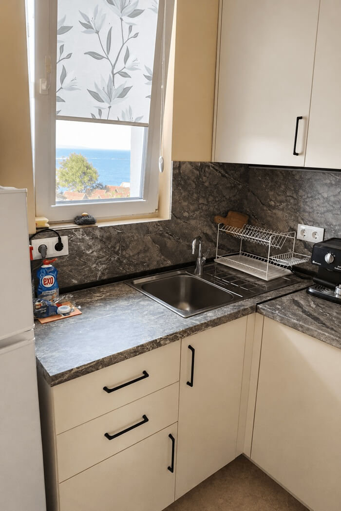 App 3 Kitchen
